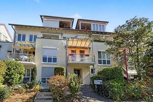 Ohne Mietverhältnis: Charmante, teilmöblierte 2-Zimmer-Wohnung mit TG-Stellplatz, Böhlitz-Ehrenberg