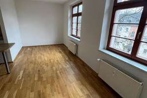 Parkett - moderne EBK*** - Tageslichtbad - im 2.OG - in ruhiger Nebenstraße – Zeißstraße 74, 9131 Hilbersdorf, Chemnitz – Vorschaubild 4