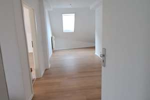 Helle 3,5-Zimmer Wohnung in Pforzheim (75180) – Die vollständige Adresse der Immobilie erhältst du vom Anbieter., 75180 Büchenbronn, Pforzheim – Vorschaubild 2