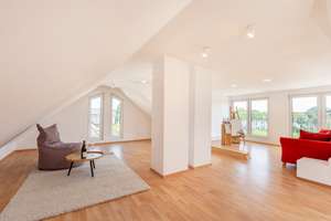 Villa in TOP LAGE von Düsseldorf-Kaiserswerth mit Geschichte und vielfältigen Nutzungsmöglichkeiten – Die vollständige Adresse der Immobilie erhältst du vom Anbieter., 40489 Kaiserswerth, Düsseldorf – Vorschaubild 58