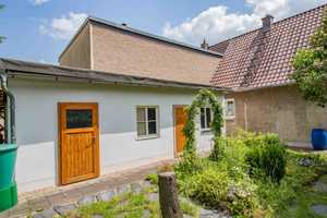 Charmantes Einfamilienhaus mit Gartenidylle und Garage – Eisnerstraße 32, 7318 Saalfeld-Rudolstadt (Kreis) – Vorschaubild 14