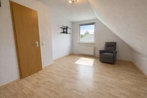 Modernes Einfamilienhaus in zentraler Lage von Bremerhaven-Eckernfeld – gepflegt, energieeffizient – Die vollständige Adresse der Immobilie erhältst du vom Anbieter., 27580 Lehe, Bremerhaven – Vorschaubild 9