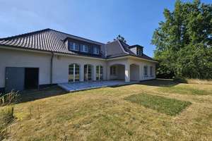 Repräsentative Villa mit riesigem Ausbaupotential - courtagefrei - – Die vollständige Adresse der Immobilie erhältst du vom Anbieter., 50996 Hahnwald, Köln – Vorschaubild 6