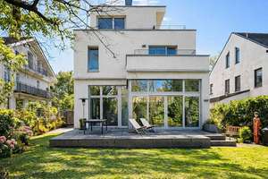 Einfamilienhaus im Bauhausstil in bevorzugter Lage von Düsseldorf - Mörsenbroich – Die vollständige Adresse der Immobilie erhältst du vom Anbieter., 40470 Mörsenbroich, Düsseldorf – Vorschaubild 25