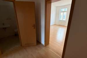 Whg. im 2.OG ! Küche mit Balkonzugang / Laminat / Bad mit Wanne  u.v.m. – Fürstenstraße 62, 9130 Sonnenberg, Chemnitz – Vorschaubild 17
