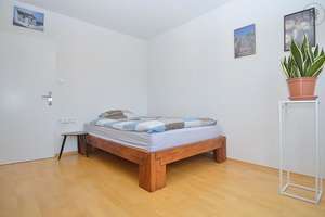 Gemütliche möblierte 2-Zimmer Wohnung mit Balkon und Internet in Wiesbaden Nordost – Die vollständige Adresse der Immobilie erhältst du vom Anbieter., 65195 Nordost, Wiesbaden – Vorschaubild 11