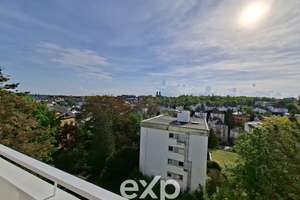 Drei-Zimmer-Wohnung mit Weitblick in begehrter Lage in Wiesbaden Nordost