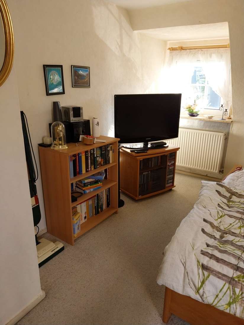 Immobilie in Buchholz - Wohnhaus mit Wellnessbad und Werkstatt - was ein besonderes Flair! ! ! - Bild 4