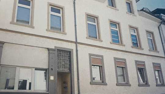 Bild von Denkmalgeschütztes 5-Parteienhaus mit großer Dachterrasse in Wiesbaden Nordost. Provisionsfrei.