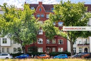 IMMOBERLIN.DE - Charmante Altbauwohnung mit Balkon in exzellentem Zustand am Park – Die vollständige Adresse der Immobilie erhältst du vom Anbieter., 10967 Neukölln (Ortsteil), Berlin – Vorschaubild 1