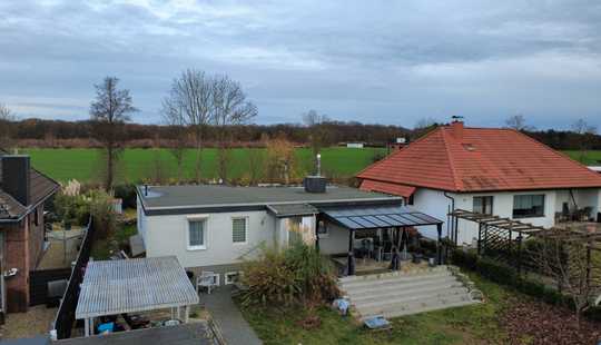 Bild von Renovierter Bungalow mit 4 Zimmern, 2 Terrassen und offener Küche