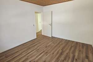 Gut geschnittene und sanierte Drei-Zimmerwohnung im EG – Hauptstraße 73, 55246 Mainz-Kostheim, Wiesbaden – Vorschaubild 3