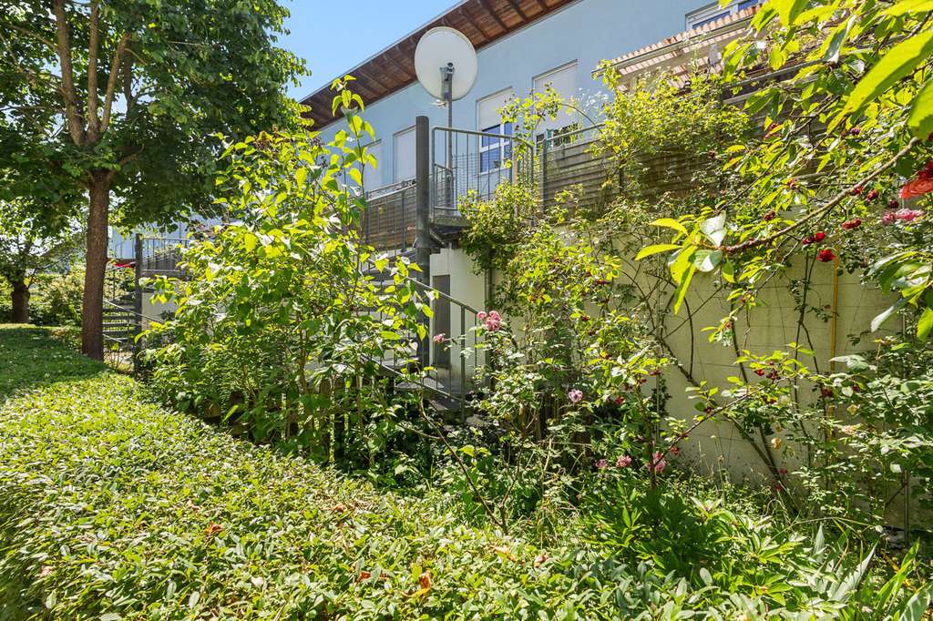 Schöne Terrassen-Wohnung mit Gartenanteil und Platz für die ganze Familie!