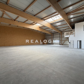 ca. 600 m² große Neubau Hallenfläche