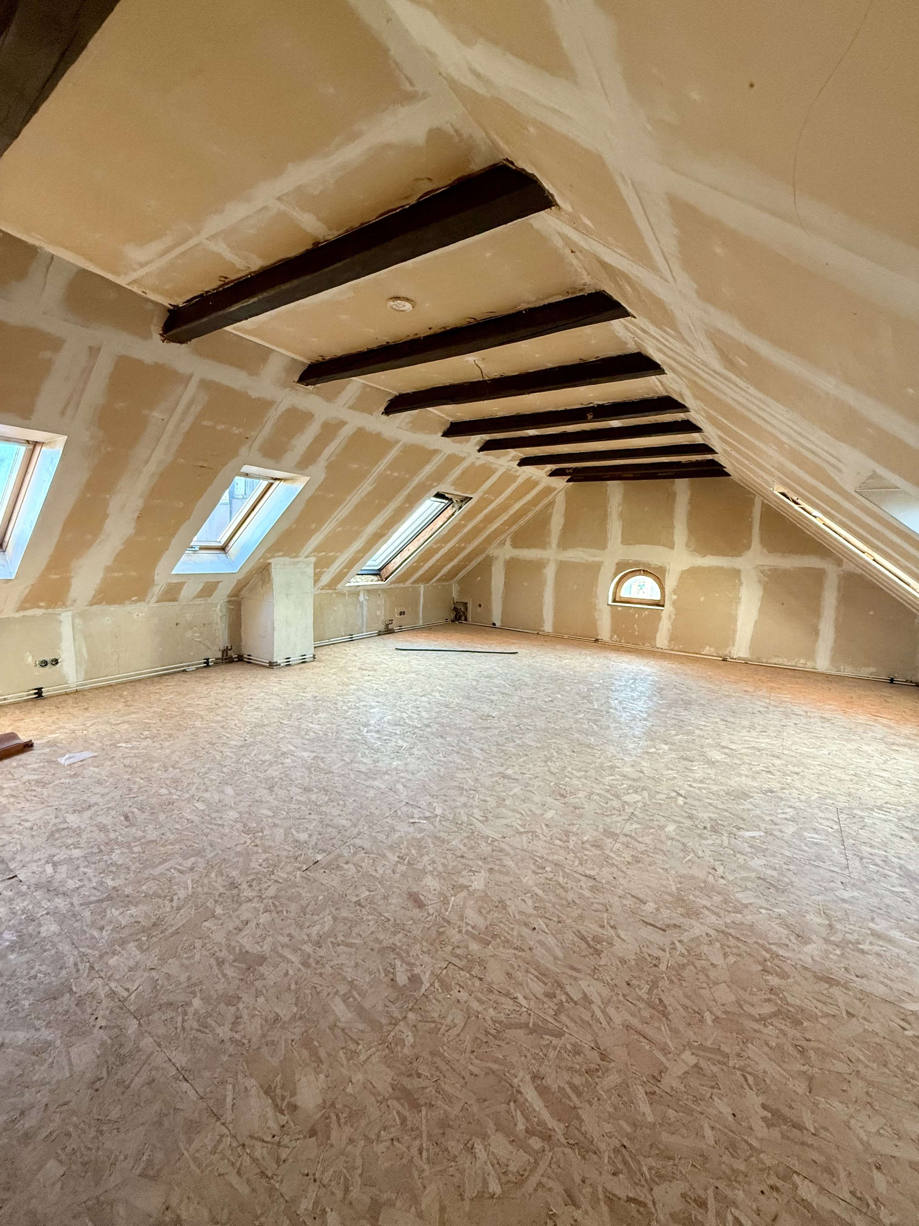 Dachgeschoss-Rohling im begehrten Antonsviertel, Augsburg – Gestalten Sie Ihr Traumzuhause!, Augsburg – Bild 1