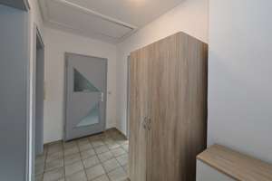 Komplett frei: Modernes 3-Familienhaus mit separatem Büro und beheiztem Wintergarten  – Die vollständige Adresse der Immobilie erhältst du vom Anbieter., 45307 Kray, Essen – Vorschaubild 22