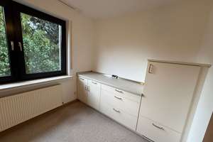 Platz für den Alltag: 3,5-Zimmer-Wohnung in Paderborn – Die vollständige Adresse der Immobilie erhältst du vom Anbieter., 33102 Kernstadt, Paderborn – Vorschaubild 8