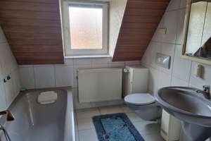 Freistehendes Einfamilienhaus mit 8 Zimmern. Einliegerwohnung und Fernwärme möglich – Fasanenhof 3, 38446 Hellwinkel, Wolfsburg – Vorschaubild 20