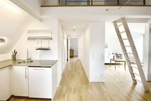 Schickes Loft in Villa Ramersdorf - DG-Wohnung mit Südbalkon – Die vollständige Adresse der Immobilie erhältst du vom Anbieter., 81735 Ramersdorf, München – Vorschaubild 6