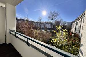 Modernisiertes Wohlfühlzuhause mit Balkon und Aufzug- Eigennutzung oder  Kapitalanlage – Die vollständige Adresse der Immobilie erhältst du vom Anbieter., 81927 Oberföhring, München – Vorschaubild 2