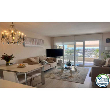 Exklusives renoviertes Apartment mit Panoramablick auf Meer und Kanal