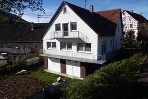 Komplett saniertes Haus mit Werkstatt und Platz für Hobby oder Fuhrpark – Die vollständige Adresse der Immobilie erhältst du vom Anbieter., 72393 Burladingen – Vorschaubild 1