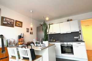 ***Domblick! Einzigartige, neuwertige 2-Raum-Wohnung mit gehobener Innenausstattung in Regensburg – Hemauerstraße 25, 93047 Regensburg – Vorschaubild 3