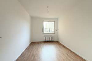 Einziehen und wohlfühlen: Sanierte 3-Zimmer-Wohnung mit Balkon! – Die vollständige Adresse der Immobilie erhältst du vom Anbieter., 38440 Laagberg, Wolfsburg – Vorschaubild 2