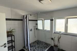 Großzügige 2-Zimmer-Dachgeschosswohnung mit zwei Balkonen in Koblenz-Güls – Die vollständige Adresse der Immobilie erhältst du vom Anbieter., 56072 Güls, Koblenz – Vorschaubild 11