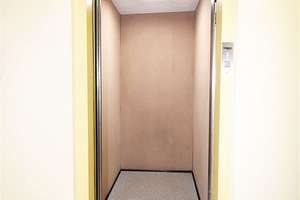 Stadt. Natur. Zuhause. Begehrt & komfortabel mit Aufzug! – Die vollständige Adresse der Immobilie erhältst du vom Anbieter., 72762 Reutlingen-Mitte, Reutlingen – Vorschaubild 5