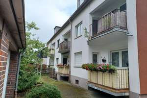 Das Objekt ist ein klassisches Mehrfamilienhaus in zentraler Lage von Oberhausen.
