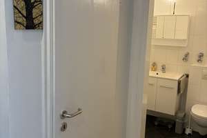 Schöne voll möblierte 2-Zimmer-Wohnung mit Balkon und EBK in München, befristet – Max-Kolmsperger-Straße 15, 81735 Neuperlach, München – Vorschaubild 14