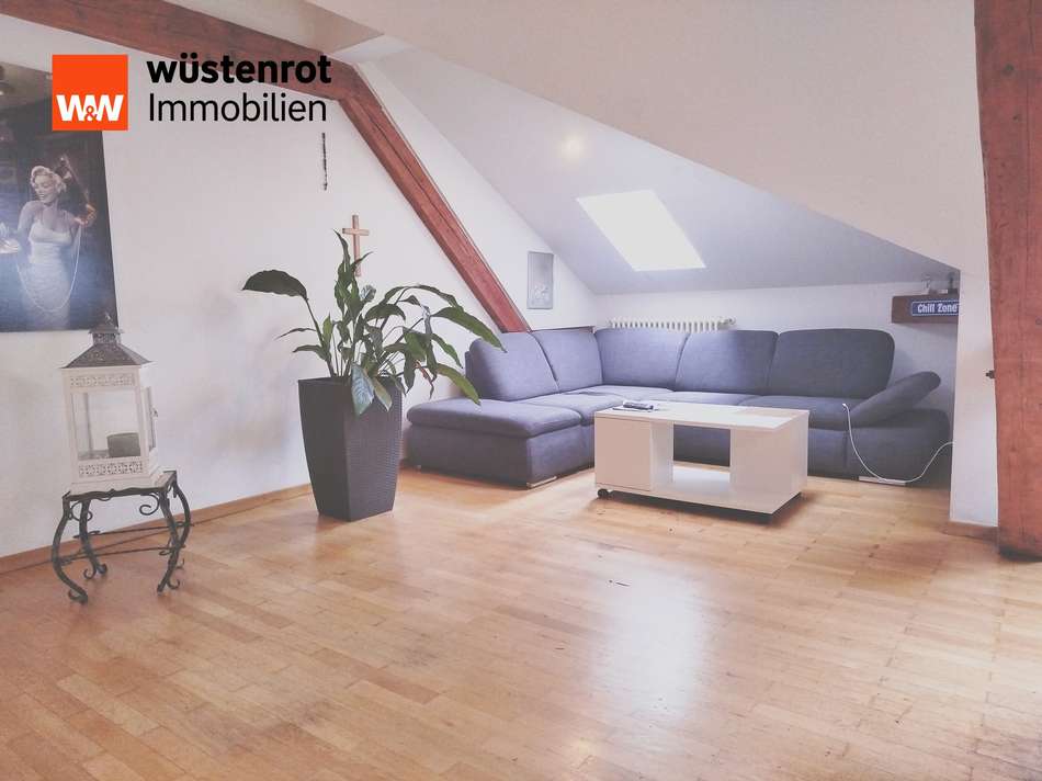 Wohnzimmer (DG 2)