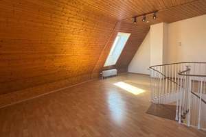 Zentrale Lage & viel Potenzial – 2-Zimmer-Wohnung mit ausgebautem Dachraum – Die vollständige Adresse der Immobilie erhältst du vom Anbieter., 86152 Jakobervorstadt-Nord, Augsburg – Vorschaubild 7