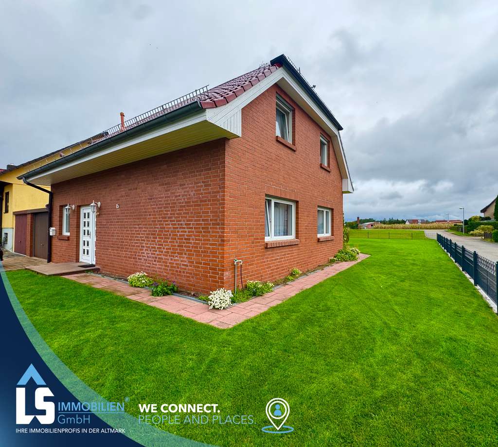 Immobilie in Arendsee (Altmark) - Einfamilienhaus mit Wintergarten & Traumgarten in Arendsee - Bild 0