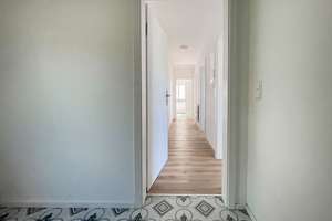 Erstbezug nach Sanierung! Schöne 3 Zimmer-Wohnung mit Einbauküche und tollem Fernblick – Die vollständige Adresse der Immobilie erhältst du vom Anbieter., 70327 Rotenberg, Stuttgart – Vorschaubild 5