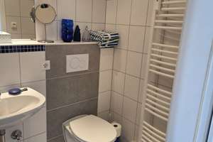 3,5-Zimmer-Wohnung mit Altbaucharme in Prenzlauer Berg – ruhig, hell und sehr gut ausgestattet – Die vollständige Adresse der Immobilie erhältst du vom Anbieter., 10437 Prenzlauer Berg, Berlin – Vorschaubild 11