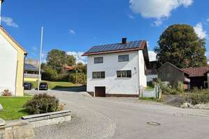 Gelegenheit: 2 Häuser m. ehem. Gastwirtschaft bzw. Büro od. Laden, ca. 300 m2, PV-Anlage + 3 Garagen – Die vollständige Adresse der Immobilie erhältst du vom Anbieter., 94265 Patersdorf – Vorschaubild 23