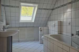 Lichtdurchflutete 2,5-Zimmer-Wohnung in Wuppertal-Elberfeld – Kronprinzenallee 182, 42119 Elberfeld, Wuppertal – Vorschaubild 10