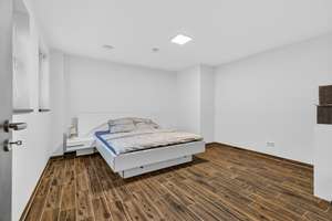 Modernes, massiv gebautes XXL-Einfamilienhaus mit Einliegerwohnung, drei Bädern, Doppelgarage u.v.m. – Die vollständige Adresse der Immobilie erhältst du vom Anbieter., 92339 Beilngries – Vorschaubild 46