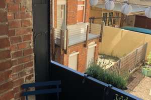 Geschmackvolle 2-Zimmer-Altbauwohnung mit Balkon und Einbauküche in Stuttgart-Süd – Die vollständige Adresse der Immobilie erhältst du vom Anbieter., 70199 Südheim, Stuttgart – Vorschaubild 10
