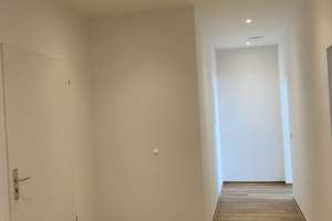 Renovierte 3 Zimmerwohnung mit Balkon