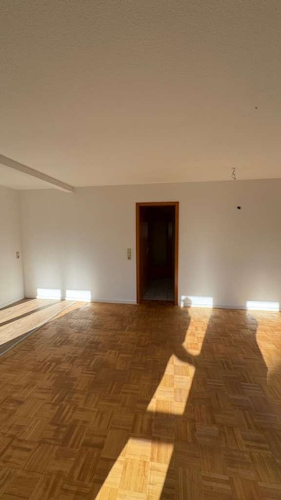 Immobilie in Lehrensteinsfeld - 3,5-Zimmer Erdgeschosswohnung mit Garten in Lehrensteinsfeld - Bild 3