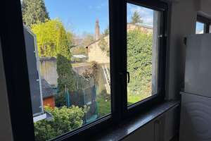Wohnen mit Haus-in-Haus-Charakter: Großzügige 4-Zimmer-Maisonette mit Balkon im Kölner Westen! – Karl-Kaulen-Str. 4, 50859 Lövenich, Köln – Vorschaubild 8