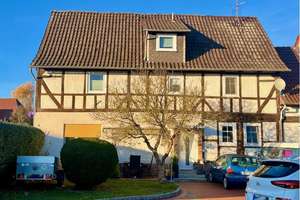 Großes Wohnhaus mit Garten in Meinhard- Jestädt – Die vollständige Adresse der Immobilie erhältst du vom Anbieter., 37276 Meinhard – Vorschaubild 1