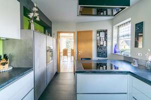 Exklusives Architektenhaus mit Einliegerwohnung in ländlicher Bestlage von Tettnang – Die vollständige Adresse der Immobilie erhältst du vom Anbieter., 88069 Tettnang – Vorschaubild 16