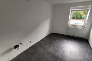 Gut geschnittene, gepflegte 3Raum-Wohnung, zentral in Kaan-Marienborn – Die vollständige Adresse der Immobilie erhältst du vom Anbieter., 57074 Siegen, Siegen – Vorschaubild 4