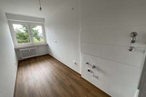 Wohnen in Universitätsnähe-frei ab 01.08 – Cronenberger Straße 355, 42349 Elberfeld, Wuppertal – Vorschaubild 8