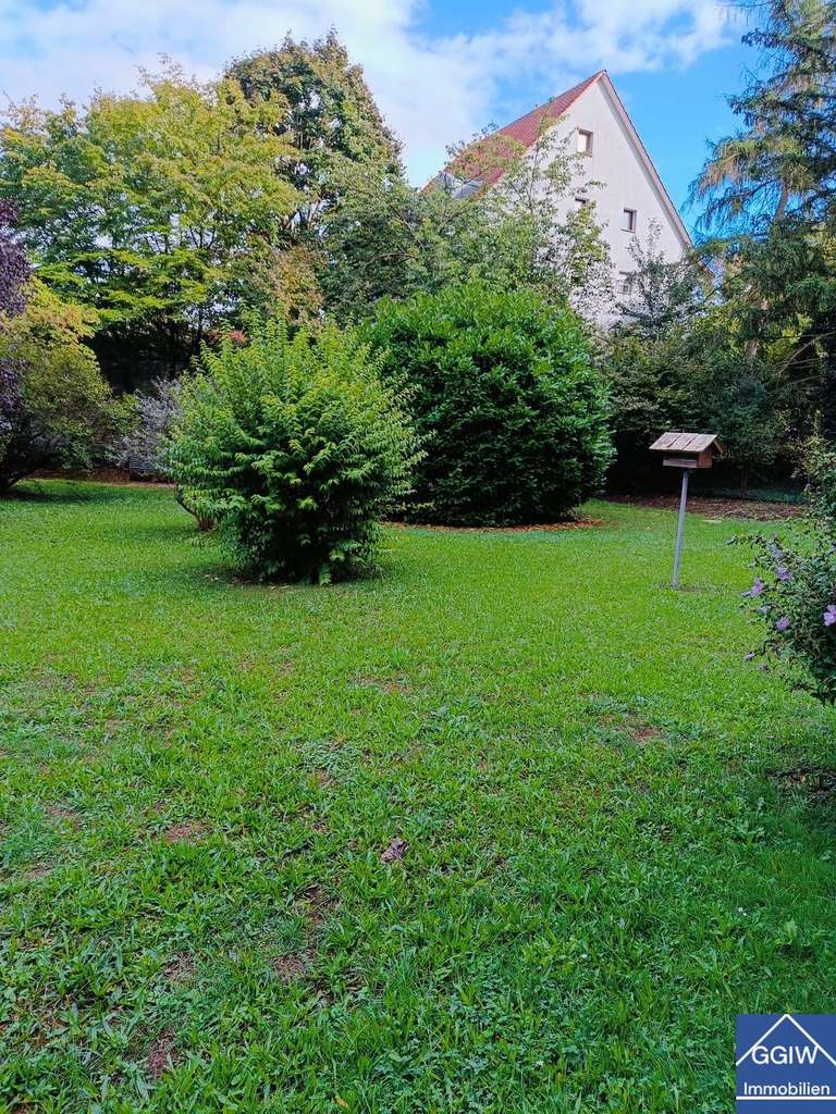 Immobilie in Oftersheim - Schön geschnittene Wohnung mit Balkon in Oftersheim bei Heidelberg inkl. Stellplatz und Kellerabteil - Bild 0