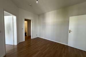 Charmante 2-Zi-Wohnung mit Balkon - ruhige Lage in Magdeburg-Stadtfeld Ost – Arndtstraße 30, 39108 Stadtfeld Ost, Magdeburg – Vorschaubild 8